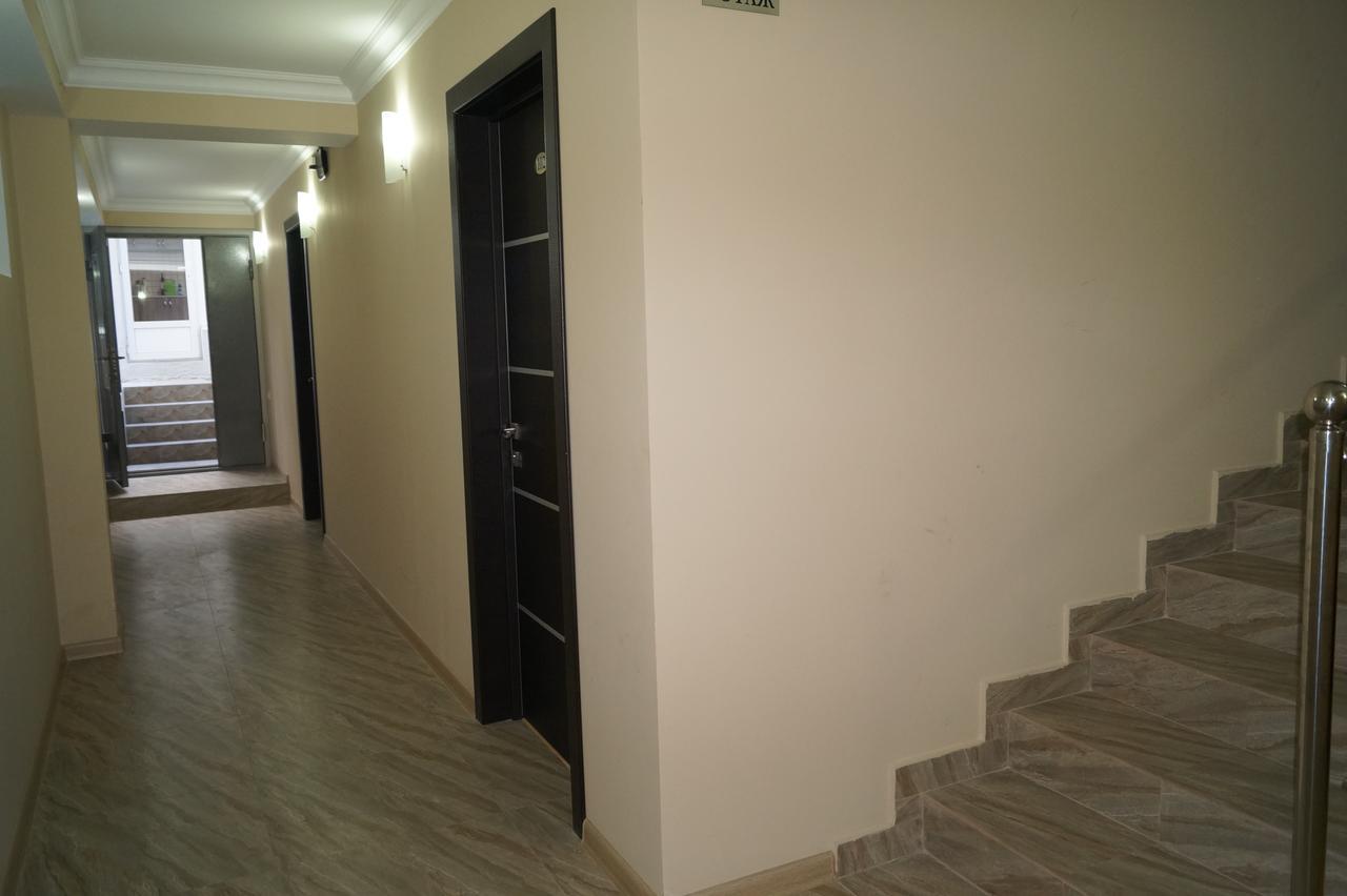Nobi Guest House Gagra Exterior photo